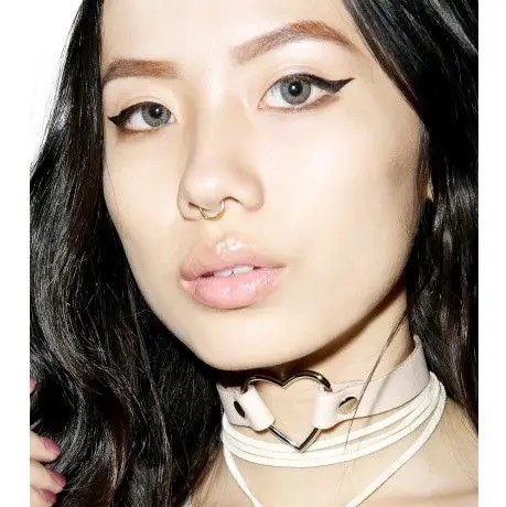 Nude Beige Leather O Choker